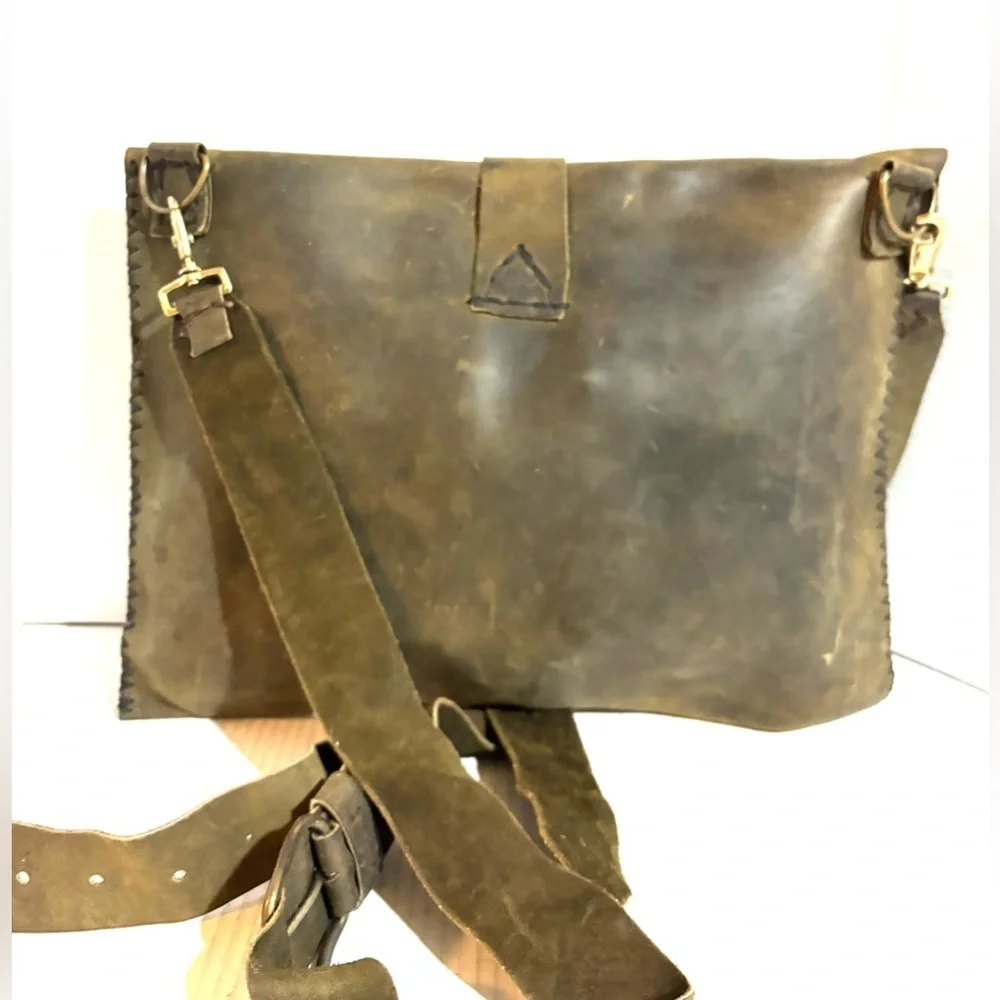 Vintage unisex Olive distressed Leather Messenger Bag